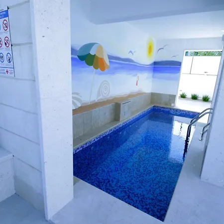 4 Apartman Promajna